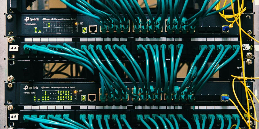 computer servers what does it support include